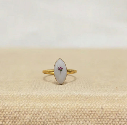 Sweet Alyssum Almond Shape Ring Gold/Silver