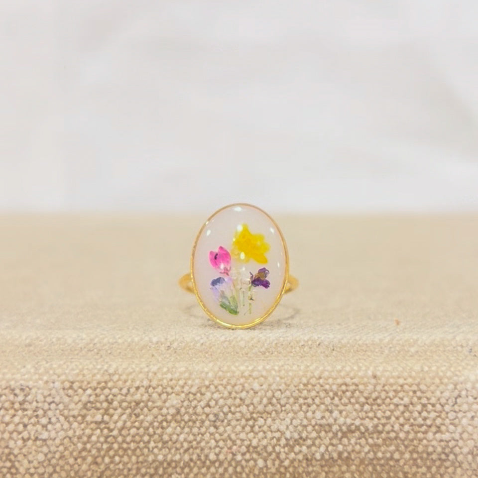 Wild Flower Ring : Gold, Big Circle