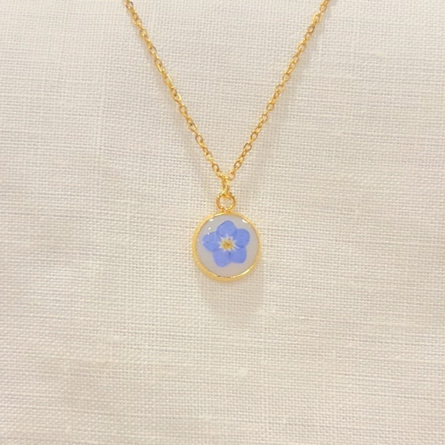 Forget-Me-Not Necklace : Gold