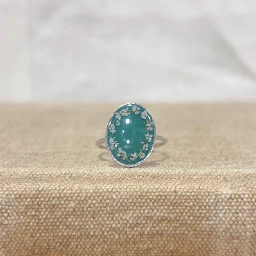 Baby's Breath Ring : Silver, Big Circle