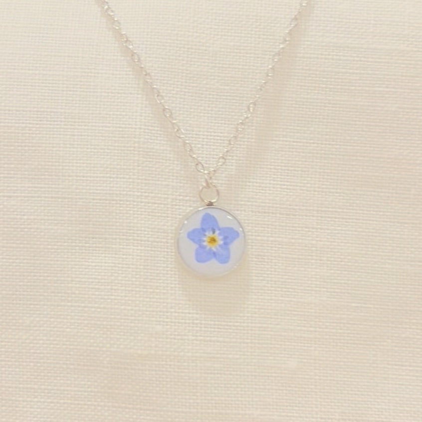 Forget-Me-Not Necklace : Silver