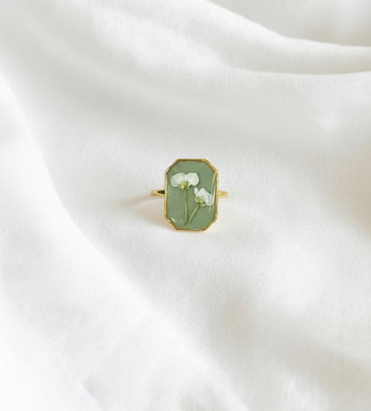 Forest Green Ivy Rexagon Shape Ring