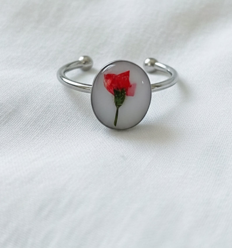 August Birth Flower Poppy Small Circle Ring