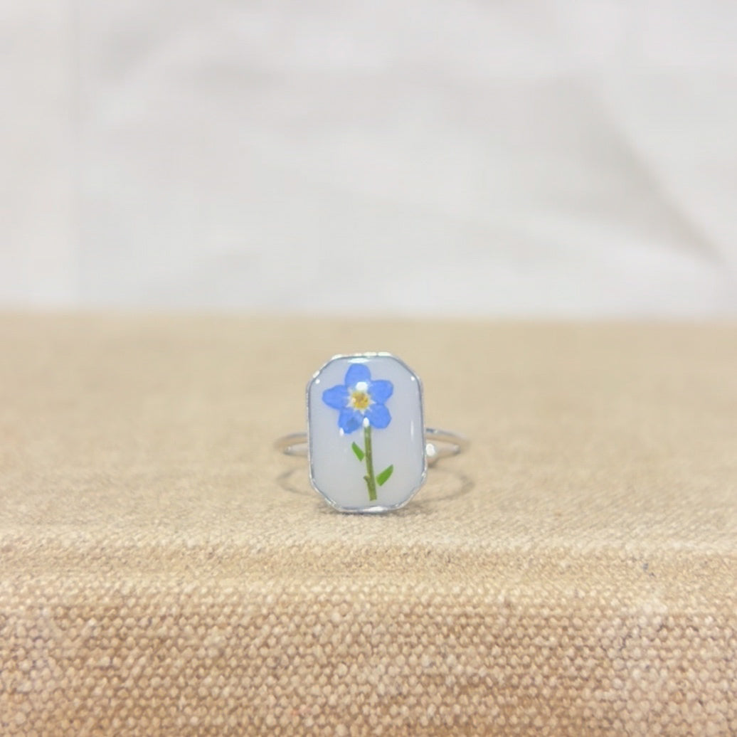 Forget-Me-Not Ring : Silver, Square